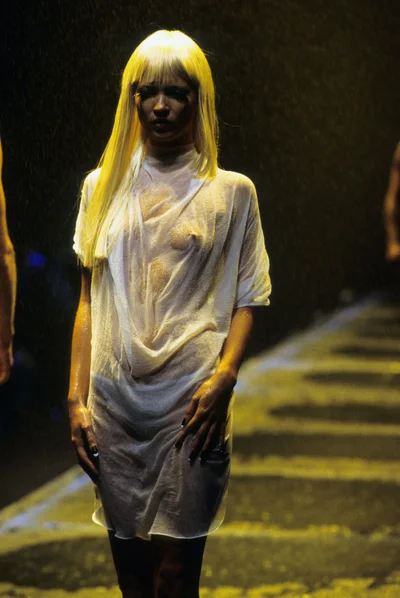Look 99